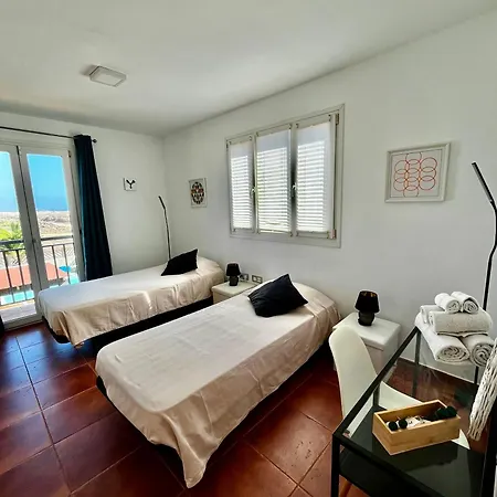 Leyna Fuerteventura Canary Island コラレホ