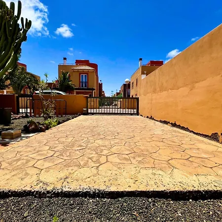 Leyna Fuerteventura Canary Island Villa *